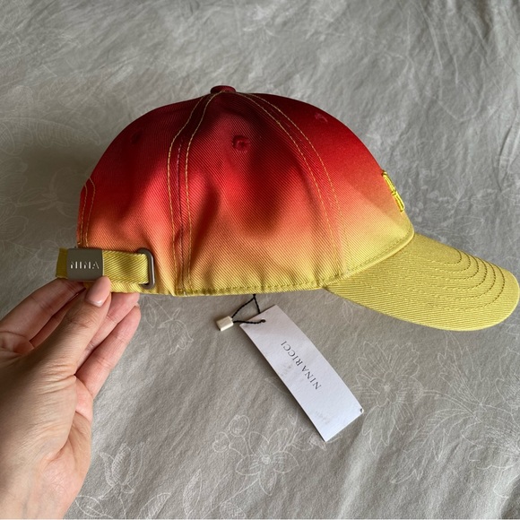 Nina Ricci BNWT ombré hat - Picture 2 of 7